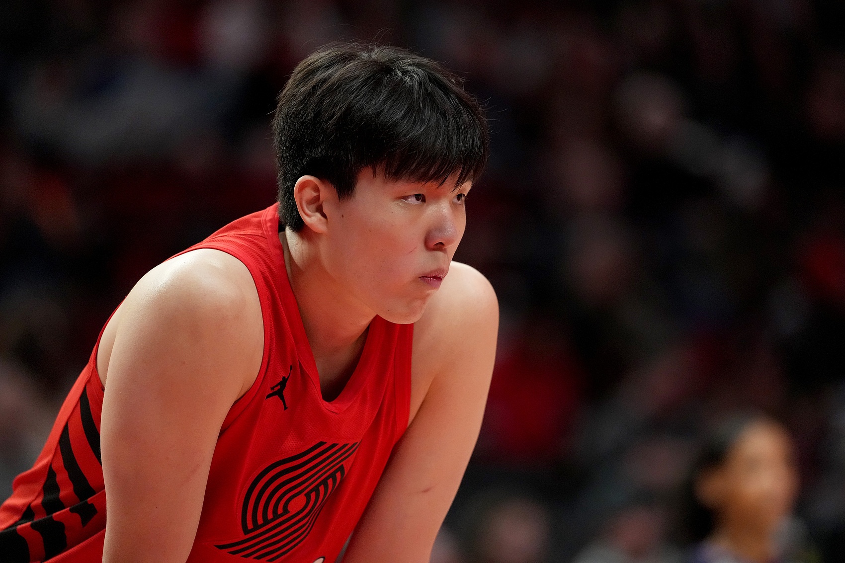 乐鱼体育平台-解说：希望杨瀚森NBA/G联赛来回跑别觉得累 很多人都没这累的机会